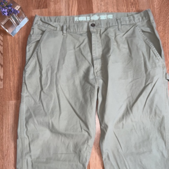 Dickies Relaxed Fit Cargo Khaki Pants Sz 38/30 - Picture 2 of 7
